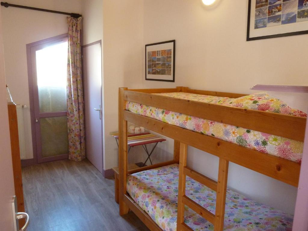 Gite Des Monges Sisteron Habitación foto